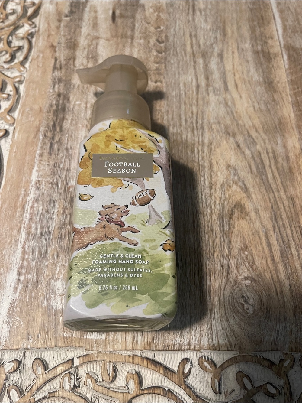 Bath & Body Works Football Season Gentle Foaming Hand Soap - Yellow/Green